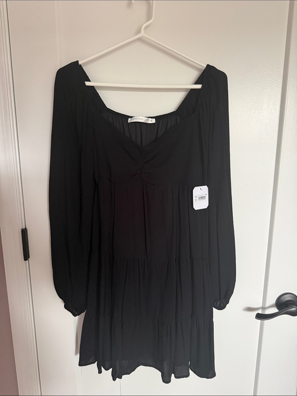 NWT Women’s Altar'd State Black Long-Sleeve Tiered Mini Dress